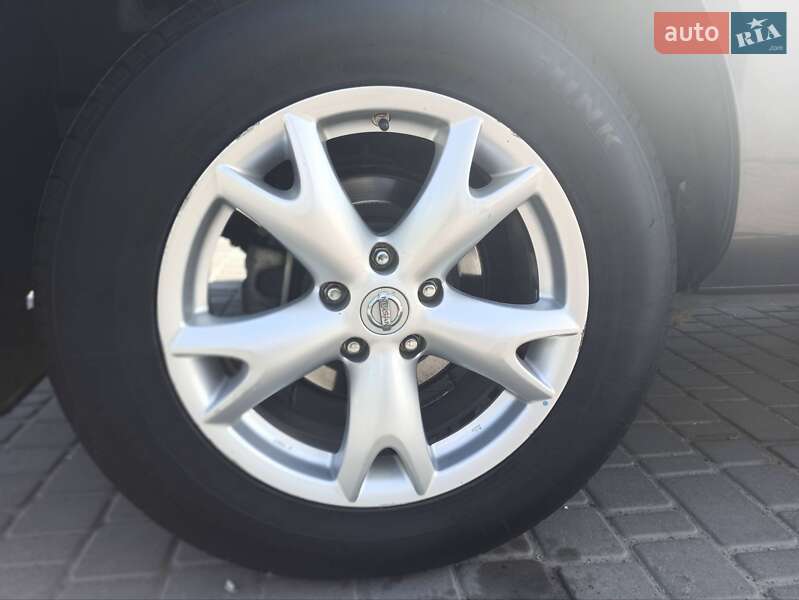 Внедорожник / Кроссовер Nissan Rogue 2008 в Одессе