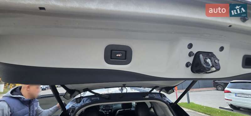 Внедорожник / Кроссовер Nissan Rogue 2014 в Киеве