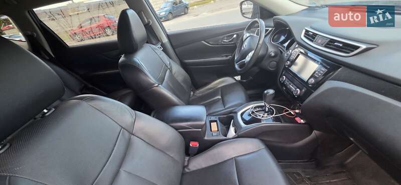 Внедорожник / Кроссовер Nissan Rogue 2014 в Киеве