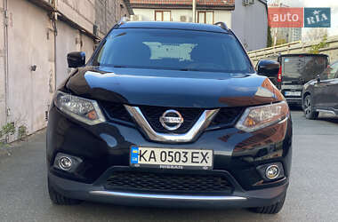 Позашляховик / Кросовер Nissan Rogue 2016 в Києві