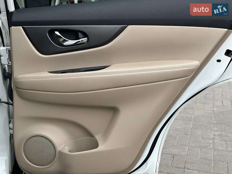 Внедорожник / Кроссовер Nissan Rogue 2014 в Одессе