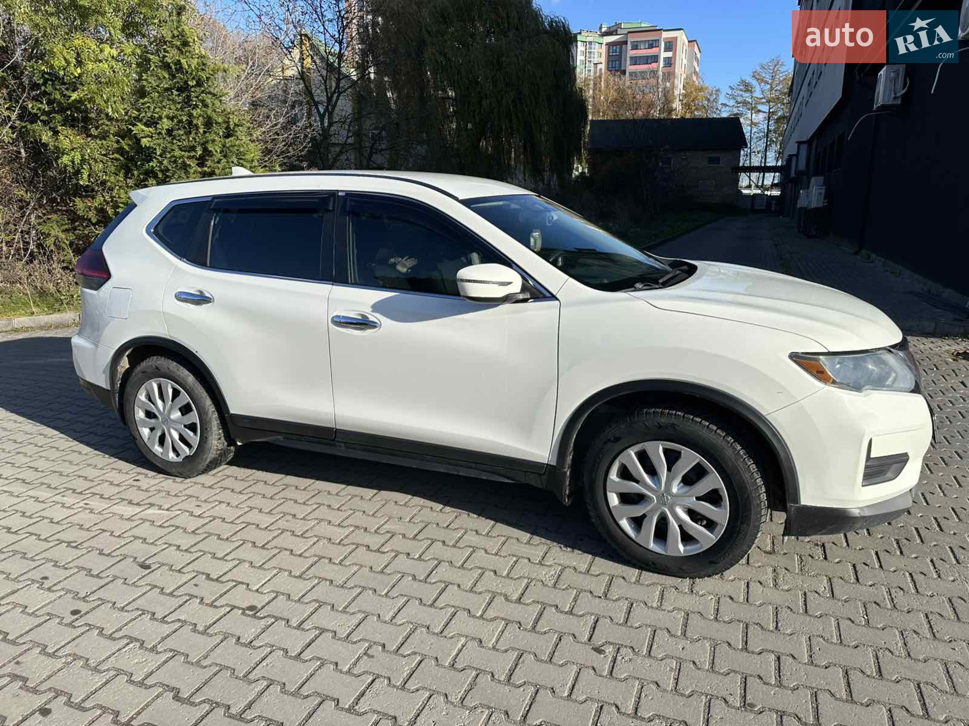 2017 Nissan Rogue - мініатюра 11