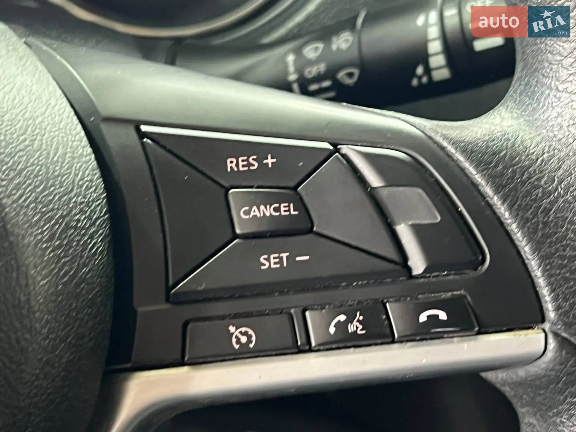 2017 Nissan Rogue - мініатюра 21