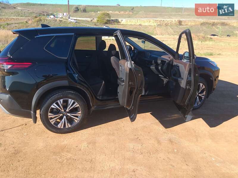 Внедорожник / Кроссовер Nissan Rogue 2021 в Одессе