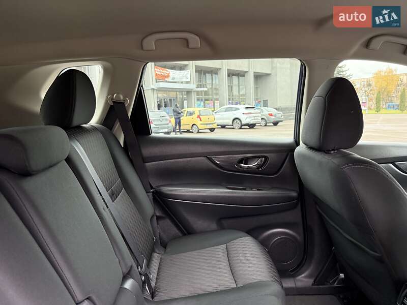 Внедорожник / Кроссовер Nissan Rogue 2017 в Ровно фото 43 Внедорожник / Кроссовер Nissan Rogue 2017 в Ровно