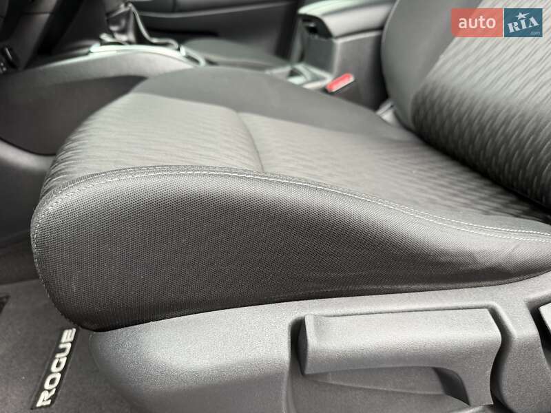 Внедорожник / Кроссовер Nissan Rogue 2017 в Ровно фото 49 Внедорожник / Кроссовер Nissan Rogue 2017 в Ровно