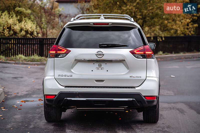 Внедорожник / Кроссовер Nissan Rogue 2018 в Белой Церкви
