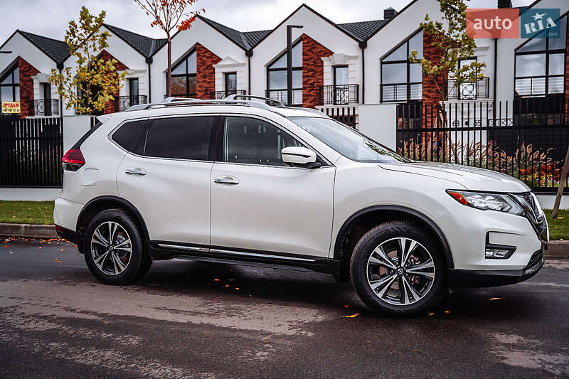 Внедорожник / Кроссовер Nissan Rogue 2018 в Белой Церкви