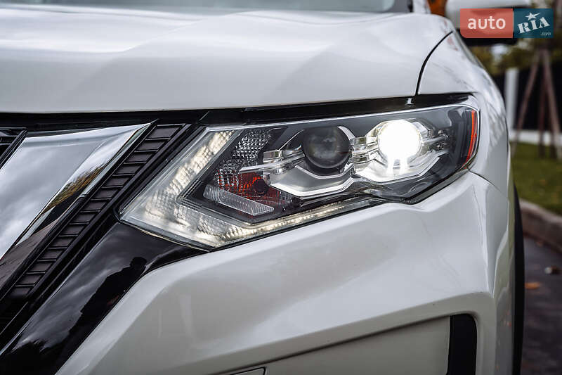 Внедорожник / Кроссовер Nissan Rogue 2018 в Белой Церкви