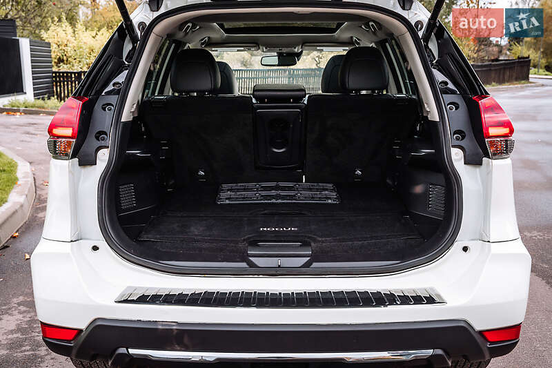 Внедорожник / Кроссовер Nissan Rogue 2018 в Белой Церкви