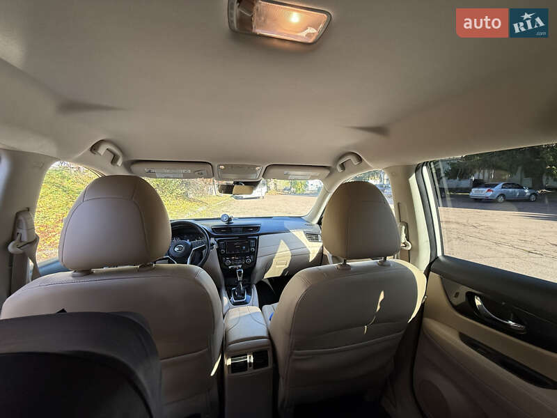 Внедорожник / Кроссовер Nissan Rogue 2019 в Корсуне-Шевченковском