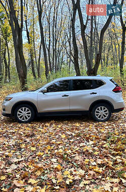 Позашляховик / Кросовер Nissan Rogue 2016 в Тернополі