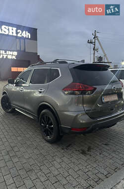 Внедорожник / Кроссовер Nissan Rogue 2018 в Луцке