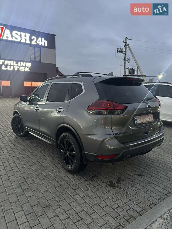 Позашляховик / Кросовер Nissan Rogue 2018 в Луцьку