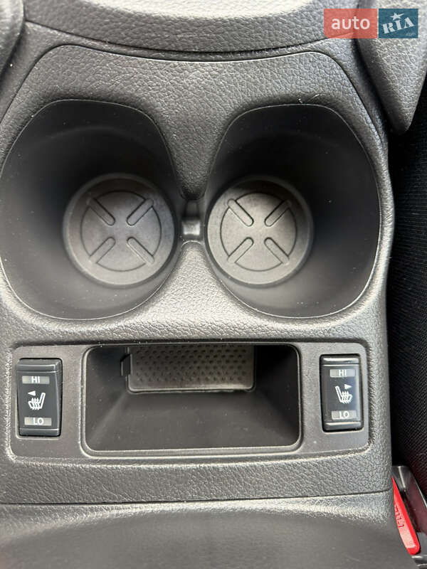 Внедорожник / Кроссовер Nissan Rogue 2018 в Киеве