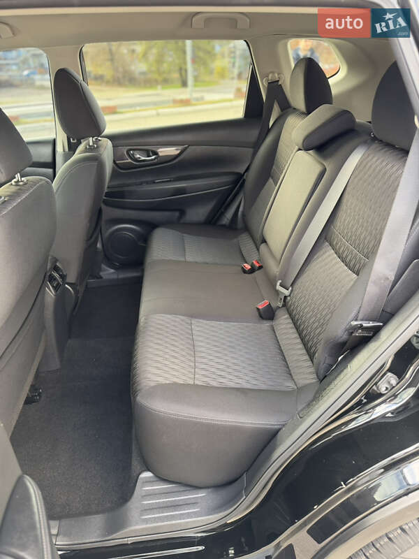 Внедорожник / Кроссовер Nissan Rogue 2018 в Киеве