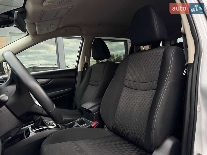 Внедорожник / Кроссовер Nissan Rogue 2018 в Ровно фото 13 Внедорожник / Кроссовер Nissan Rogue 2018 в Ровно