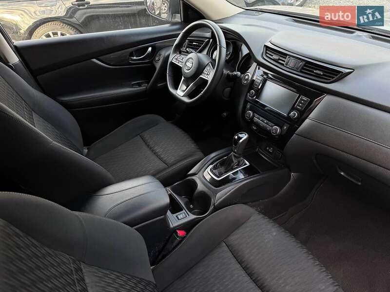 Внедорожник / Кроссовер Nissan Rogue 2018 в Ровно фото 56 Внедорожник / Кроссовер Nissan Rogue 2018 в Ровно