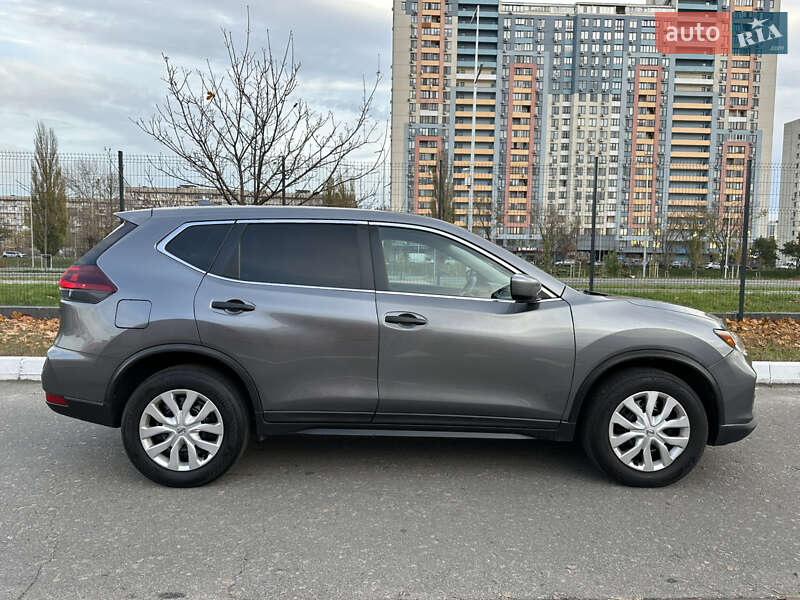 Позашляховик / Кросовер Nissan Rogue 2018 в Києві