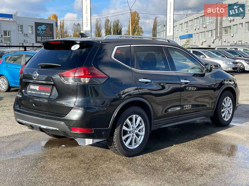 Позашляховик / Кросовер Nissan Rogue 2017 в Києві