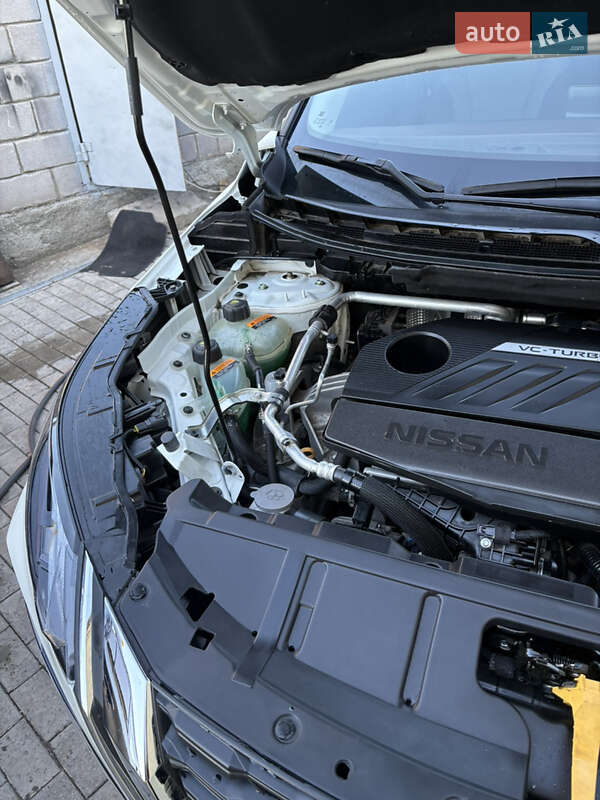 Внедорожник / Кроссовер Nissan Rogue 2022 в Каменском