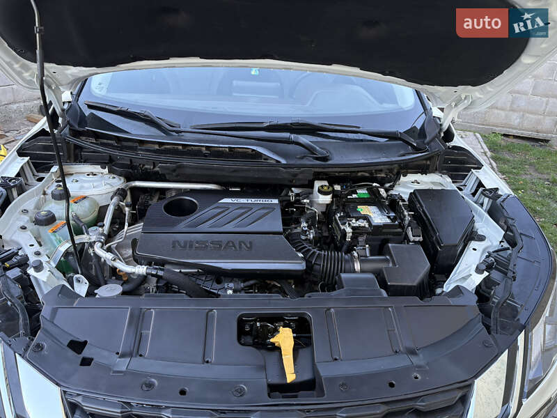 Внедорожник / Кроссовер Nissan Rogue 2022 в Каменском