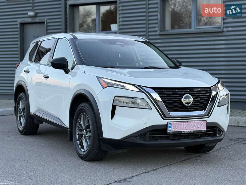 Позашляховик / Кросовер Nissan Rogue 2021 в Дніпрі