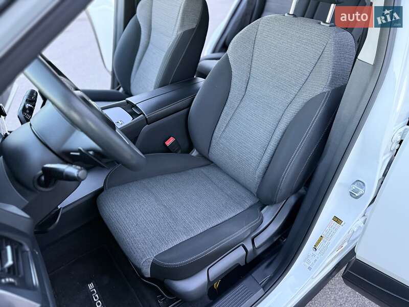 Позашляховик / Кросовер Nissan Rogue 2021 в Дніпрі