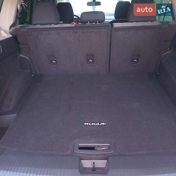 Внедорожник / Кроссовер Nissan Rogue 2023 в Львове