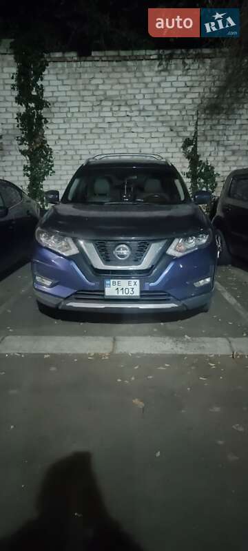 Позашляховик / Кросовер Nissan Rogue 2018 в Миколаєві