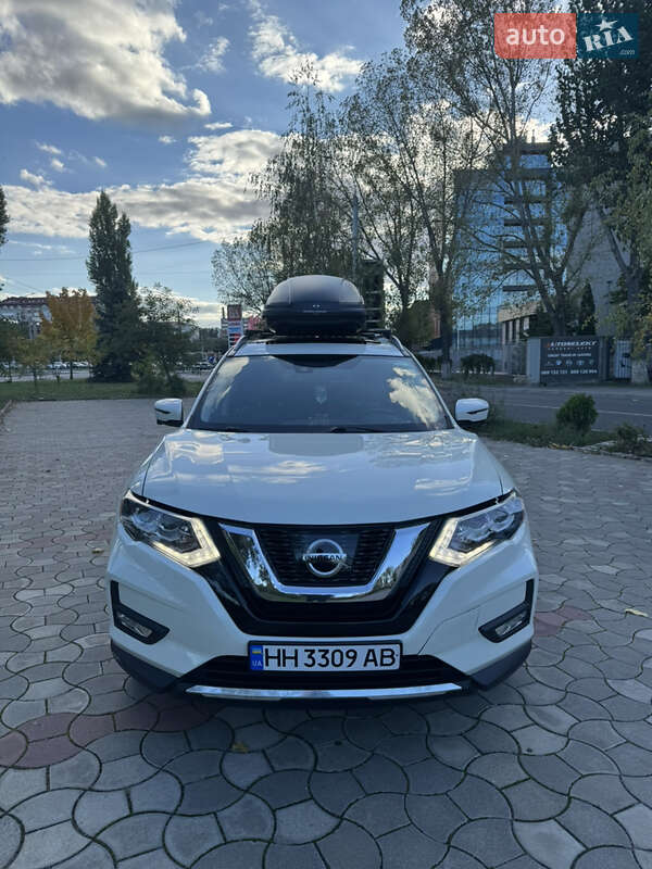 Внедорожник / Кроссовер Nissan Rogue 2018 в Одессе