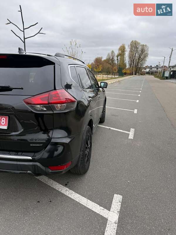 Позашляховик / Кросовер Nissan Rogue 2018 в Києві