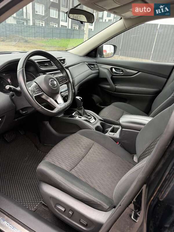 Позашляховик / Кросовер Nissan Rogue 2018 в Києві