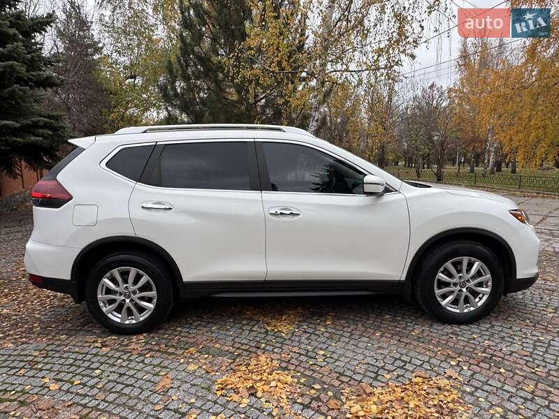 Внедорожник / Кроссовер Nissan Rogue 2017 в Харькове фото 12 Внедорожник / Кроссовер Nissan Rogue 2017 в Харькове