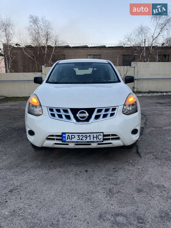 Внедорожник / Кроссовер Nissan Rogue 2014 в Запорожье