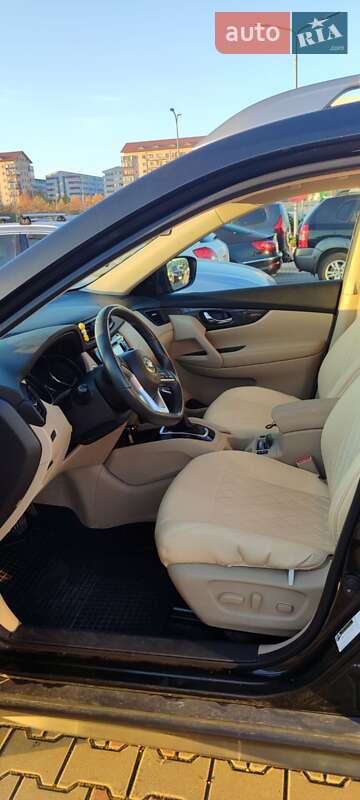 Позашляховик / Кросовер Nissan Rogue 2017 в Ізмаїлі