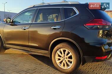 Позашляховик / Кросовер Nissan Rogue 2017 в Ізмаїлі