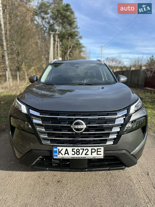 Внедорожник / Кроссовер Nissan Rogue 2024 в Киеве