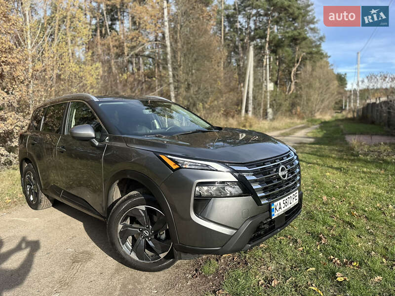 Внедорожник / Кроссовер Nissan Rogue 2024 в Киеве