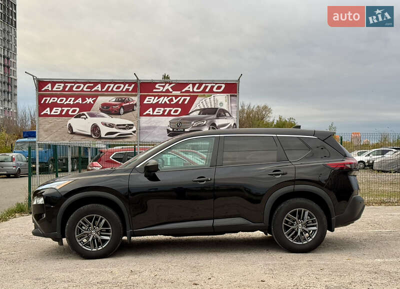 Внедорожник / Кроссовер Nissan Rogue 2021 в Киеве