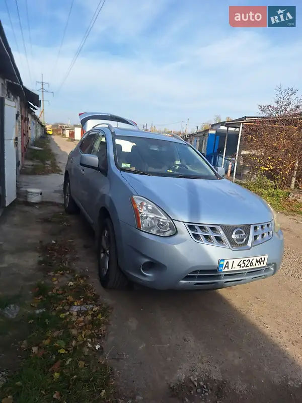 Nissan Rogue 2011