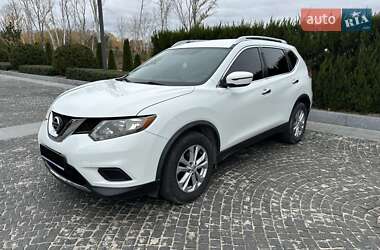 Внедорожник / Кроссовер Nissan Rogue 2016 в Днепре