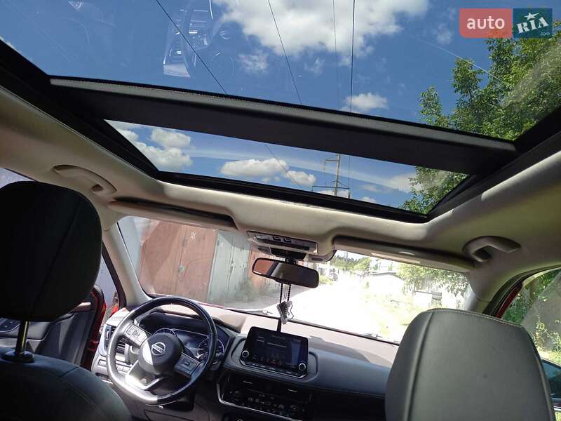 Внедорожник / Кроссовер Nissan Rogue 2020 в Черкассах