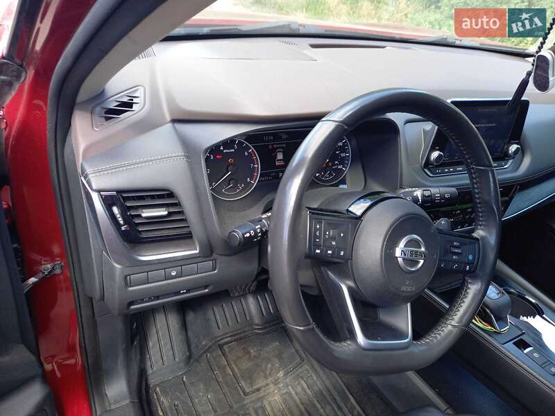 Внедорожник / Кроссовер Nissan Rogue 2020 в Черкассах