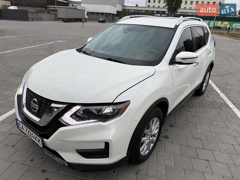 Внедорожник / Кроссовер Nissan Rogue 2019 в Черкассах