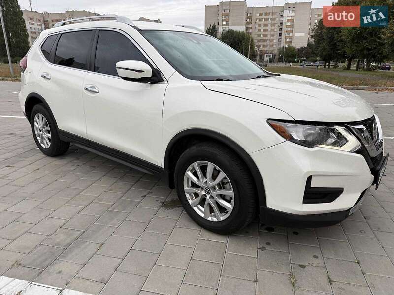 Nissan Rogue 2019