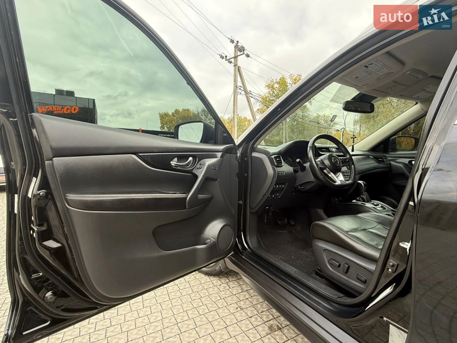 2019 Nissan Rogue - мініатюра 2