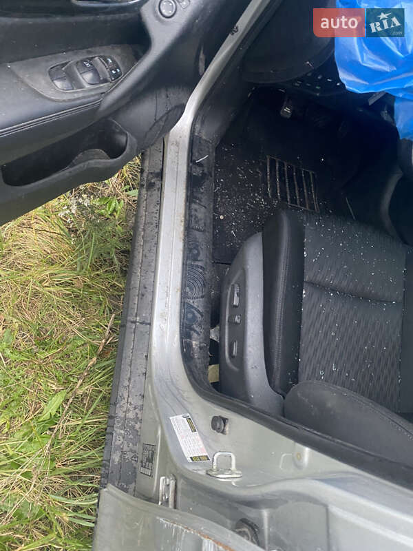 Внедорожник / Кроссовер Nissan Rogue 2019 в Киеве фото 5 Внедорожник / Кроссовер Nissan Rogue 2019 в Киеве