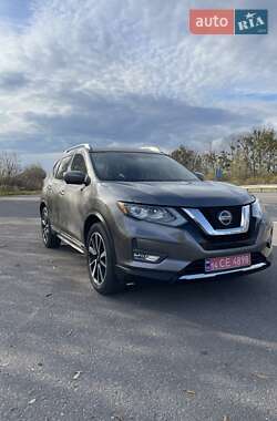 Внедорожник / Кроссовер Nissan Rogue 2019 в Бродах