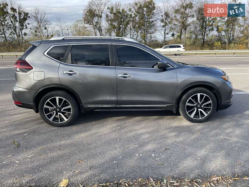 Внедорожник / Кроссовер Nissan Rogue 2019 в Бродах